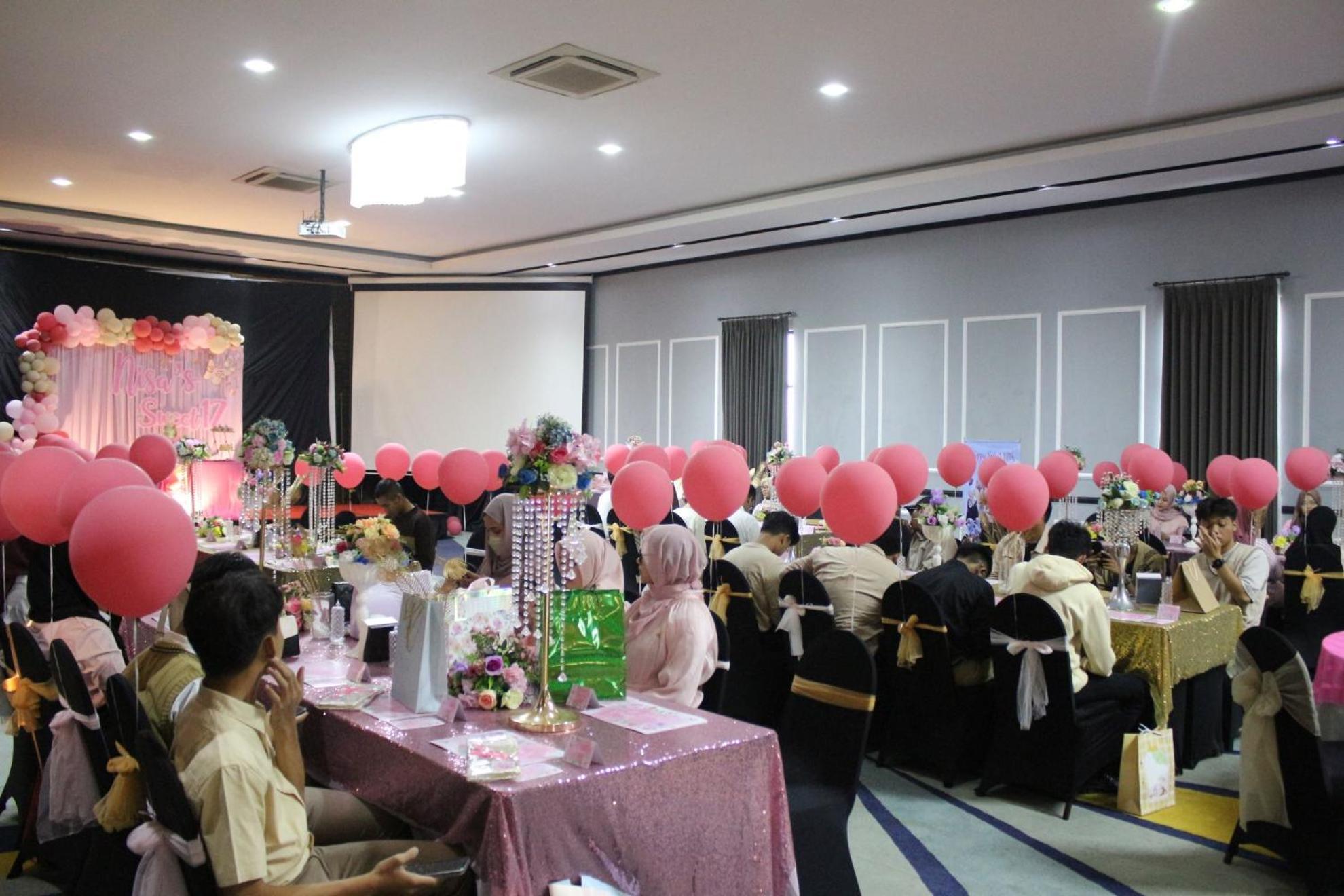 Forbis Hotel 4* Serang